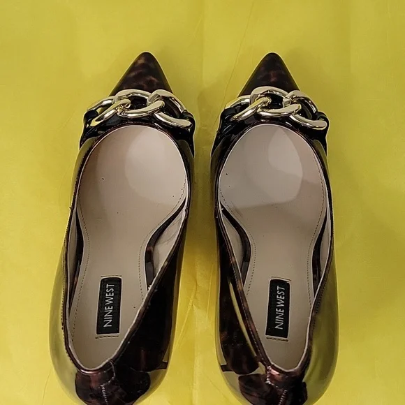 Nine West Tortoise Brown Pumps w/ Gold Chain LIKE NEW Size 8.5 - Picture 8 of 10